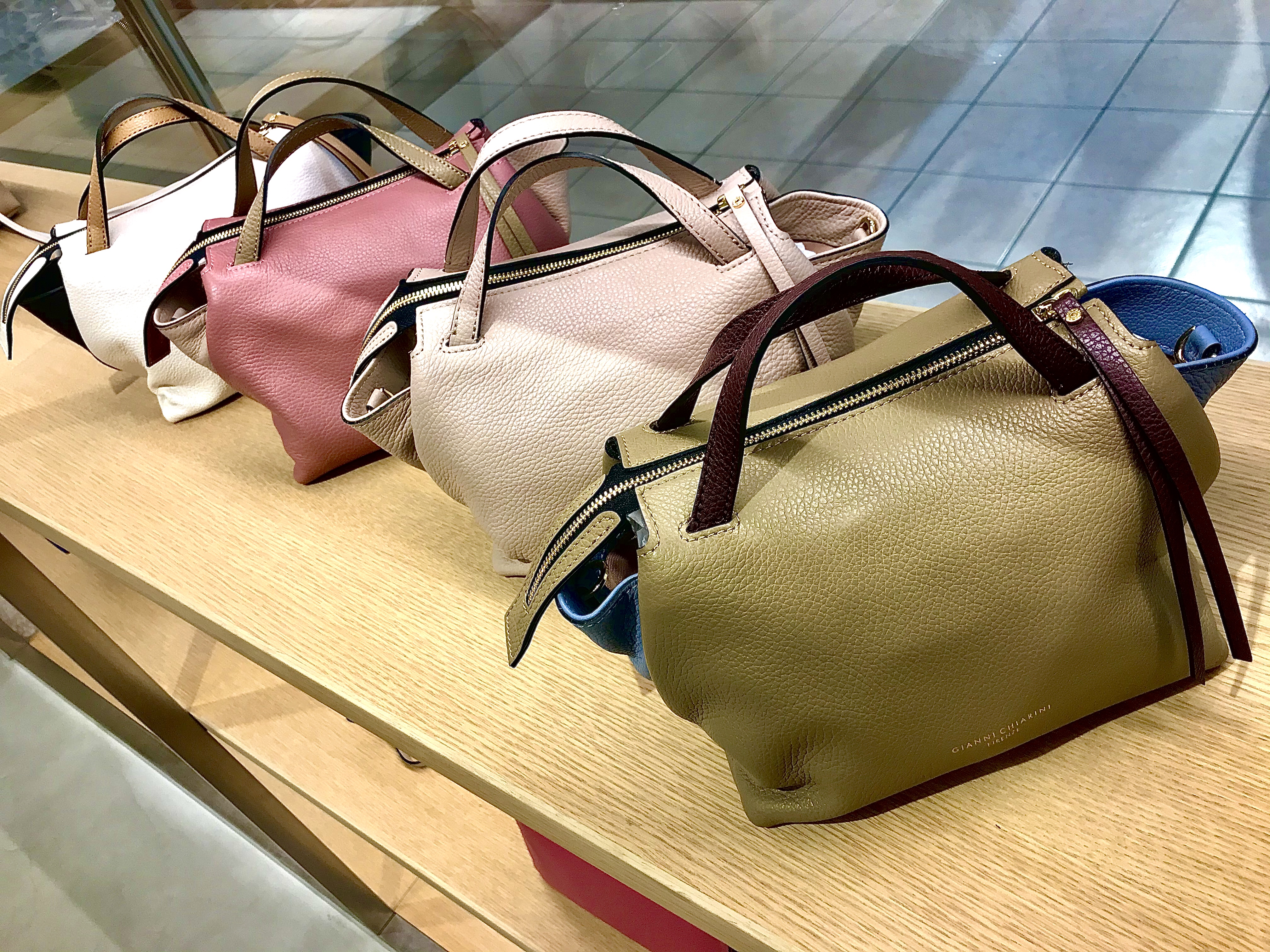 ☆GIANNI CHIARINI 新作バッグ入荷情報☆ | THREEC | ウブロ,オメガ ☆GIANNI CHIARINI 新作バッグ入荷情報☆ | THREEC | ウブロ,オメガ